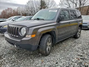 Jeep Patriot LATITUDE 2.4L 4 2016