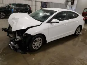 Hyundai Elantra SE 2.0L 4 2019