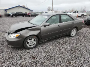 Toyota Camry LE 2.4L 4 2002