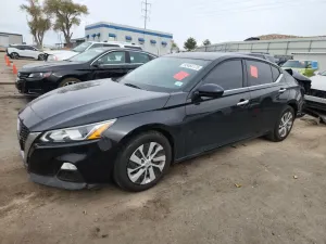 Nissan Altima S 2.5L 4 2020
