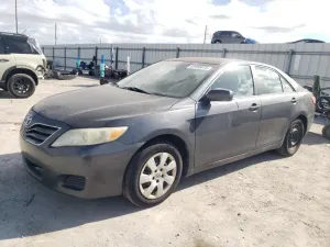 Toyota Camry BASE 2.5L 4 2010