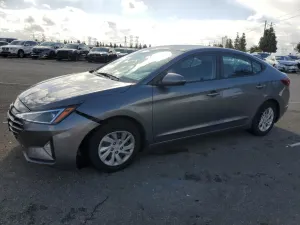 Hyundai Elantra SE 2.0L 4 2020