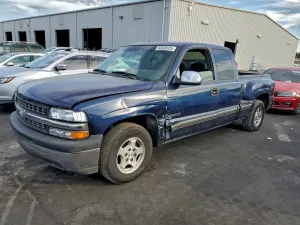 Chevrolet Silverado 1500 C1500 4.8L 8 2001
