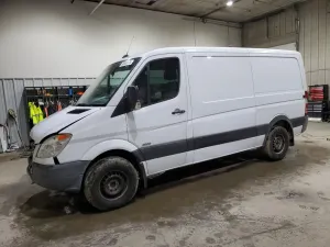 Mercedes-Benz Sprinter 2500 3.0L 6 2012