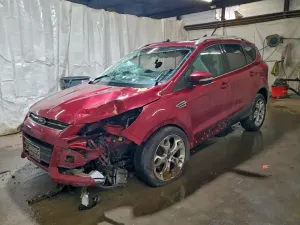 Ford Escape TITANIUM 2.0L 4 2013