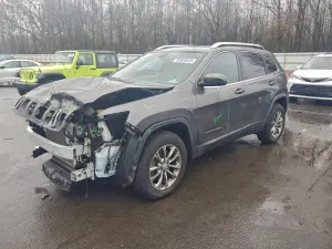 Jeep Cherokee LATITUDE PLUS 2.4L 4 2020