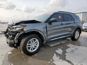 Ford Explorer ACTIVE 2.3L 4 2025