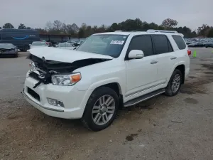 Toyota 4Runner SR5 4.0L 6 2013