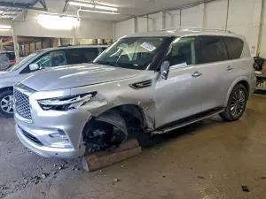 Infiniti QX80 5.6L 8 2019