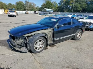Ford Mustang 3.7L 6 2014