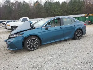 Toyota Camry XSE 2.5L 4 2025