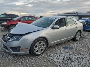 Ford Fusion SE 2.5L 4 2010