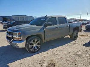 Chevrolet Silverado 1500 C1500 LT 5.3L 8 2017