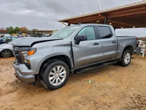 Chevrolet Silverado 1500 K1500 CUSTOM 2.7L 4 2025