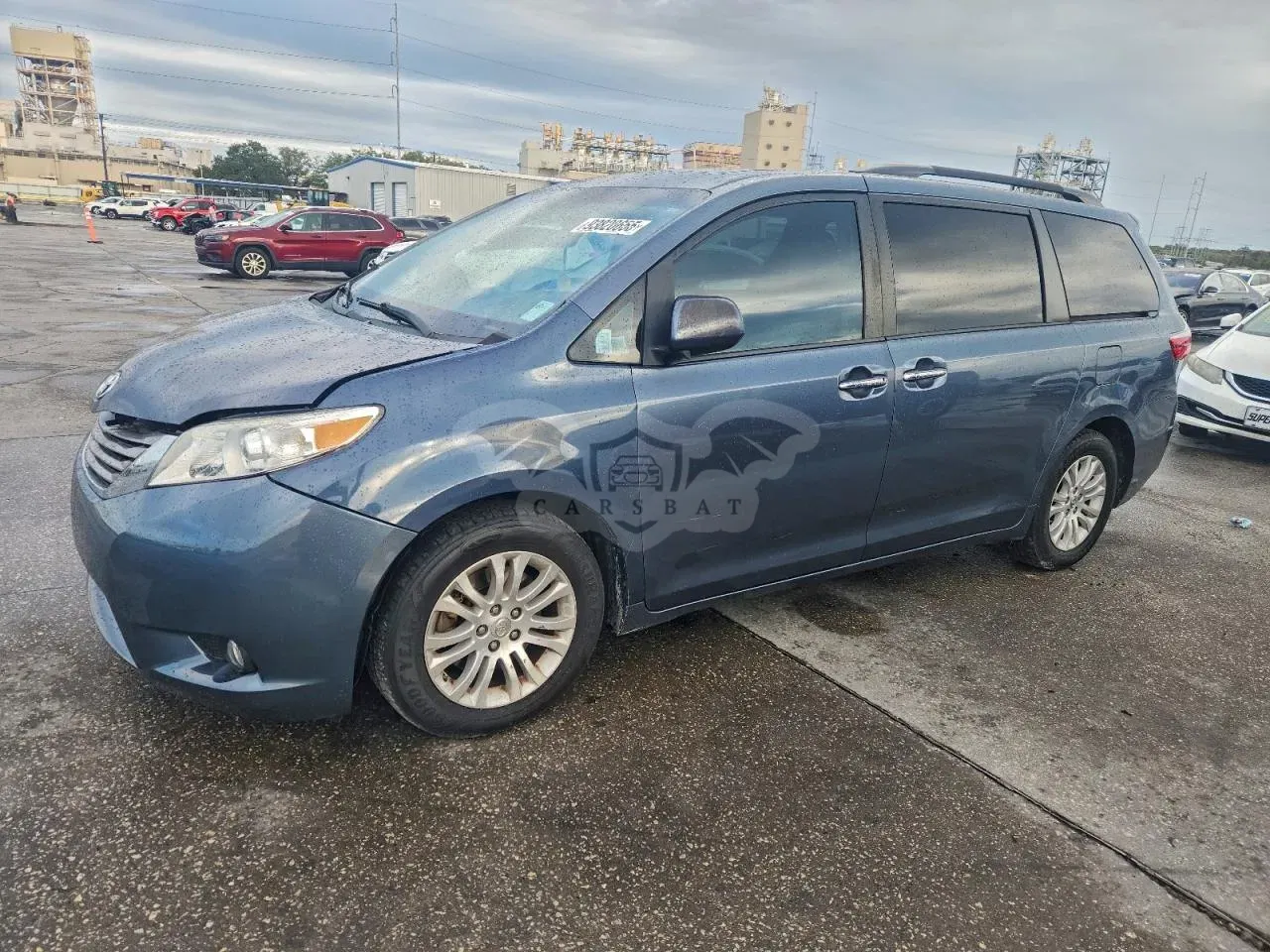 Toyota Sienna XLE 3.5L 6 2015