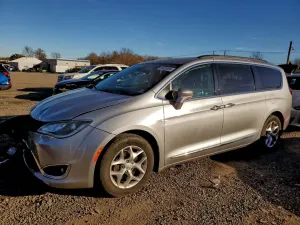 Chrysler Pacifica TOURING L 3.6L 6 2017