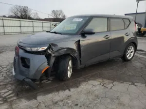Kia Soul LX 2.0L 4 2020