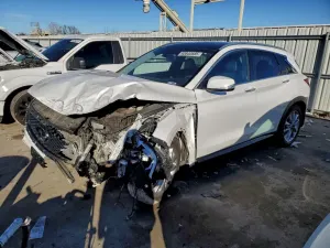 Infiniti QX50 LUXE 2.0L 4 2021