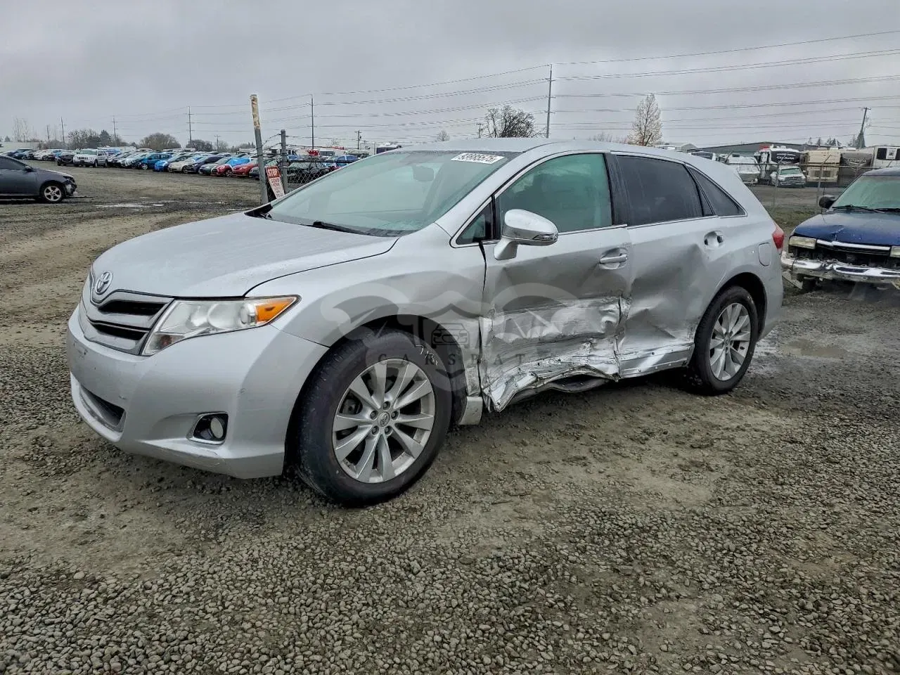 Toyota Venza LE 2.7L 4 2014