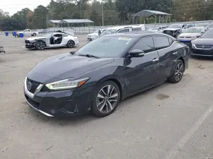 Nissan Maxima SV 3.5L 6 2020