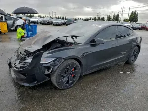 Tesla Model 3 2024