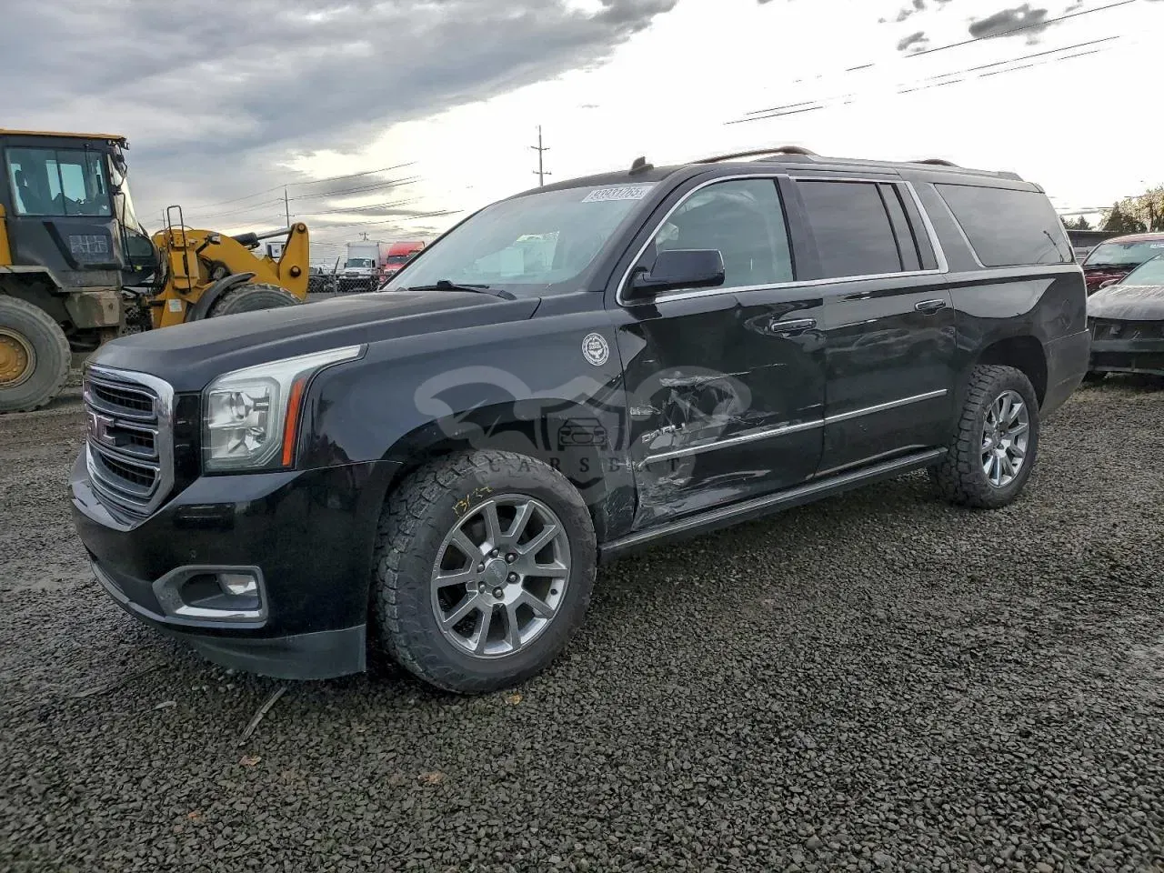 GMC Yukon DENALI 6.2L 8 2015