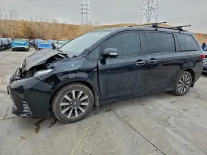 Toyota Sienna XLE 3.5L 6 2018