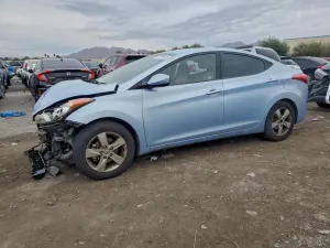 Hyundai Elantra GLS 1.8L 4 2013