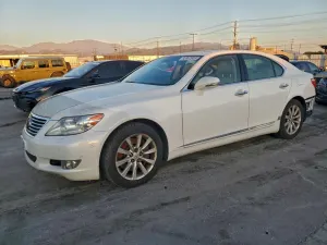 Lexus LS 4.6L 8 2012