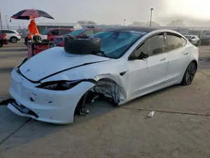 Tesla Model 3 2024