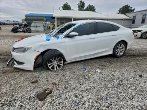 Chrysler 200 LIMITED 2.4L 4 2015