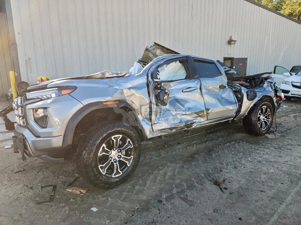 GMC Canyon AT4 2.7L 4 2024