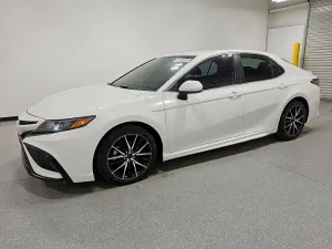 Toyota Camry 2.5L 4 2021