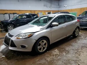 Ford Focus SE 2.0L 4 2014