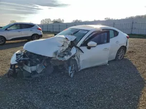 Mazda 3 2.0L 4 2015
