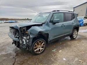 Jeep Renegade LATITUDE 2.4L 4 2017