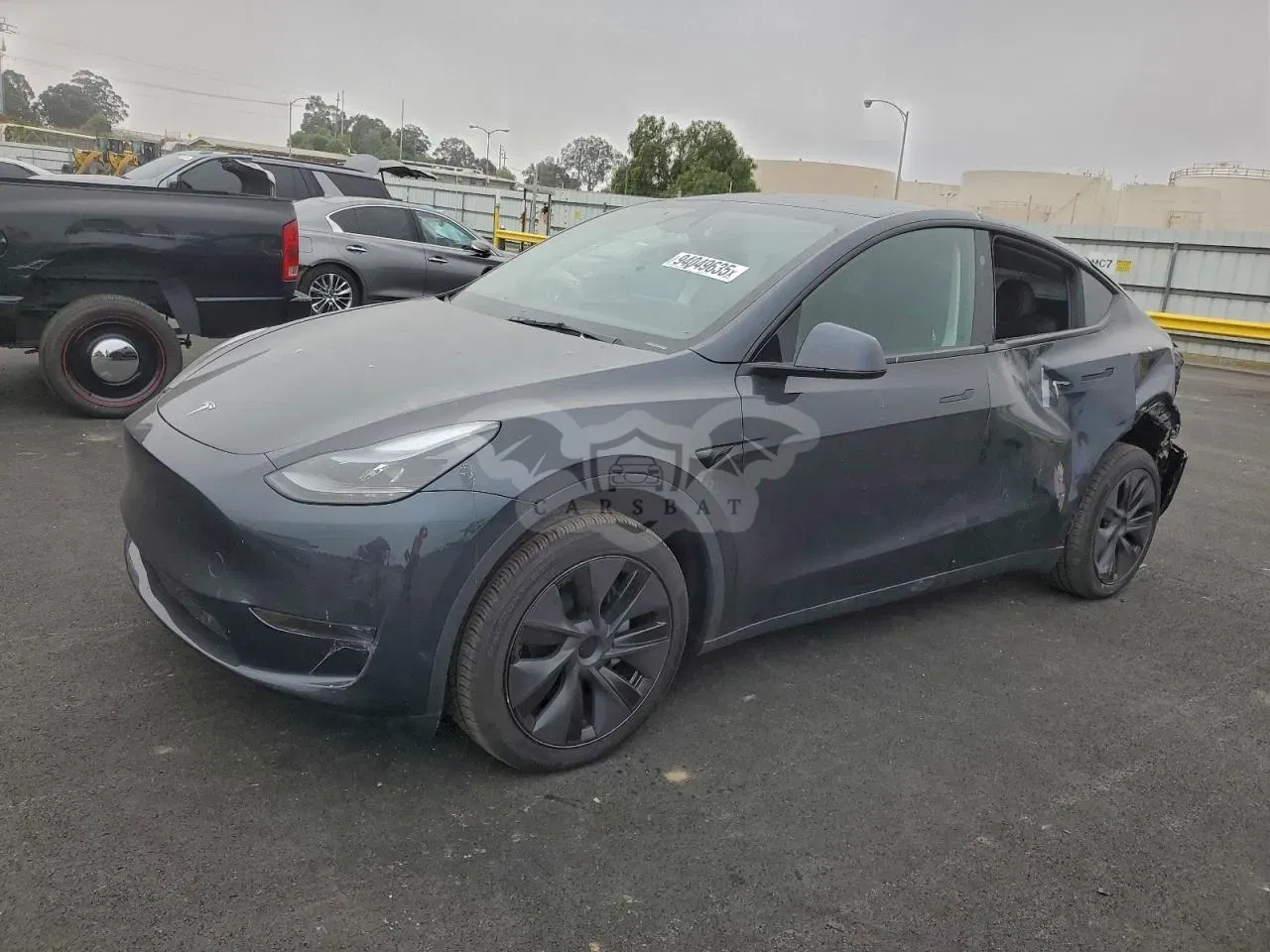 Tesla Model Y 2025