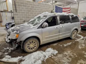 Chrysler Town & Country TOURING L 3.6L 6 2014