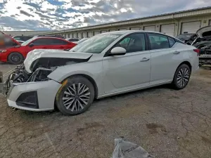 Nissan Altima SV 2.5L 4 2023