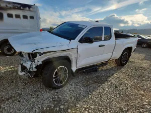 Toyota Tacoma XTRACAB 2.4L 4 2024