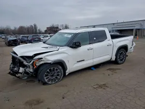 Toyota Tundra CREWMAX LIMITED 3.4L 6 2023
