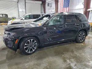 Jeep Grand Cherokee OVERLAND 3.6L 6 2023