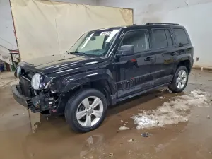 Jeep Patriot LATITUDE 2.4L 4 2015