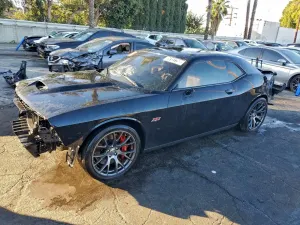 Dodge Challenger 6.4L 8 2016