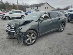 Toyota Venza LE 3.5L 6 2013