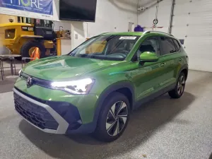 Volkswagen Taos 1.5L 4 2025