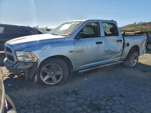 RAM 1500 ST 5.7L 8 2013