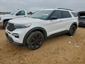 Ford Explorer 3.0L 6 2023