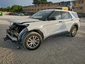 Ford Explorer 3.3L 6 2022