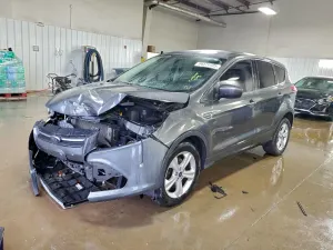 Ford Escape SE 2.5L 4 2016